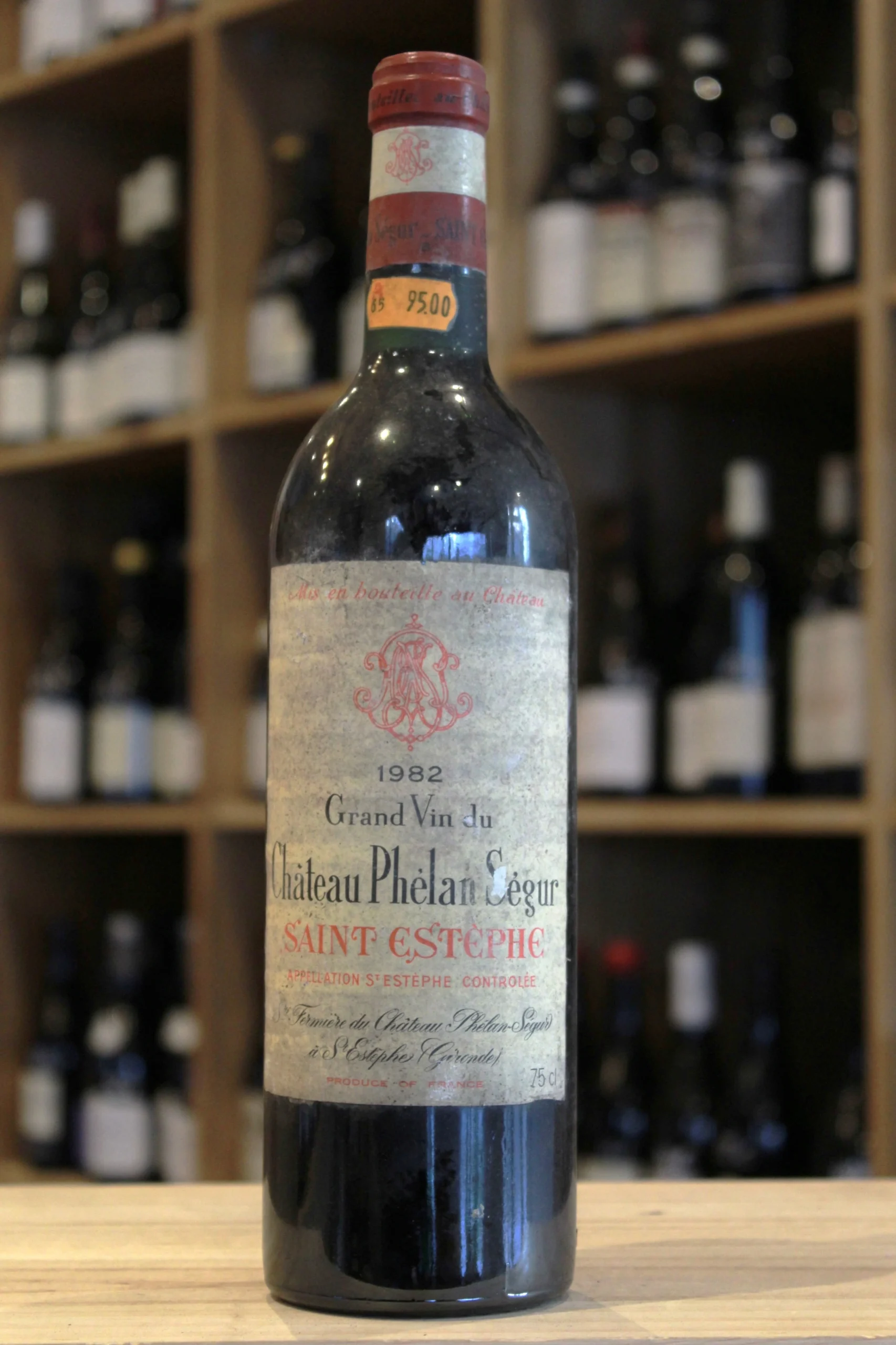 SAINT ESTEPHE 1982 CHATEAU PHELAN SEGUR