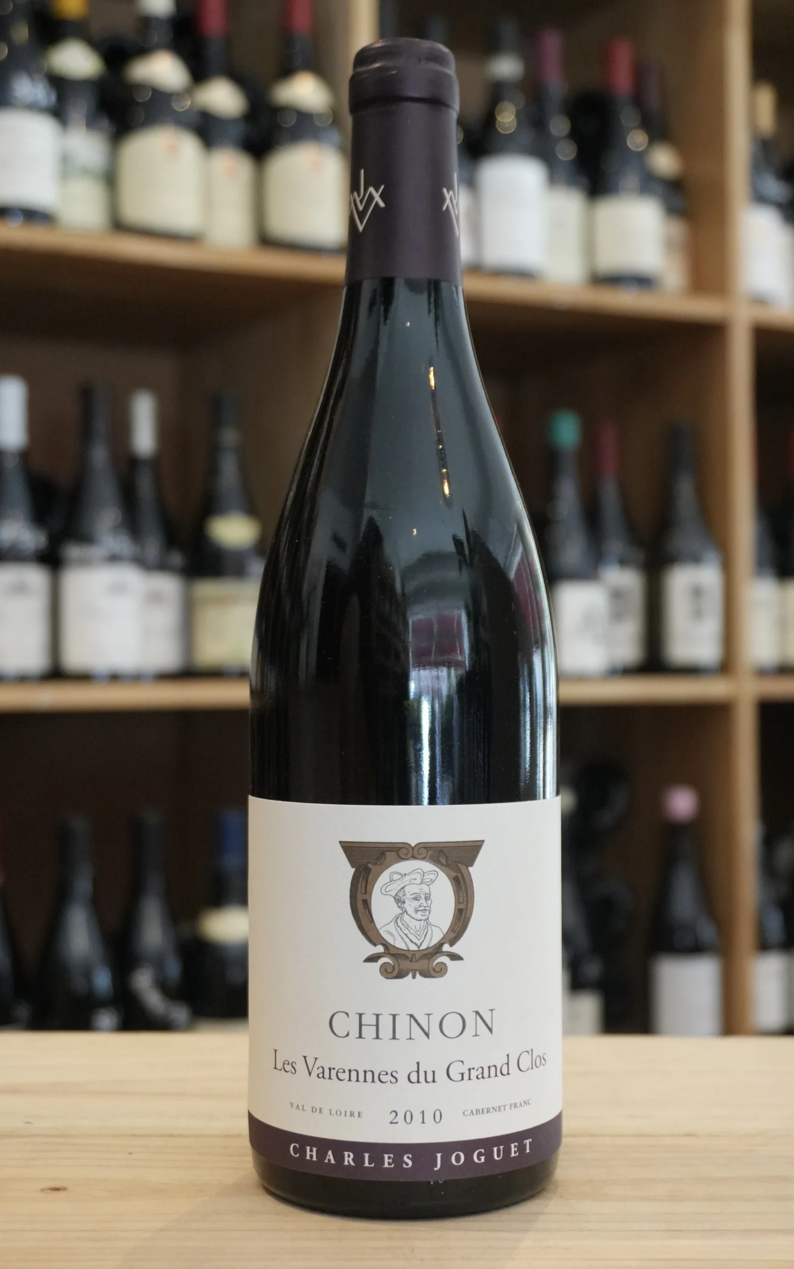 CHINON "LES VARENNES DU GRAND CLOS" 2010 CHARLES JOGUET