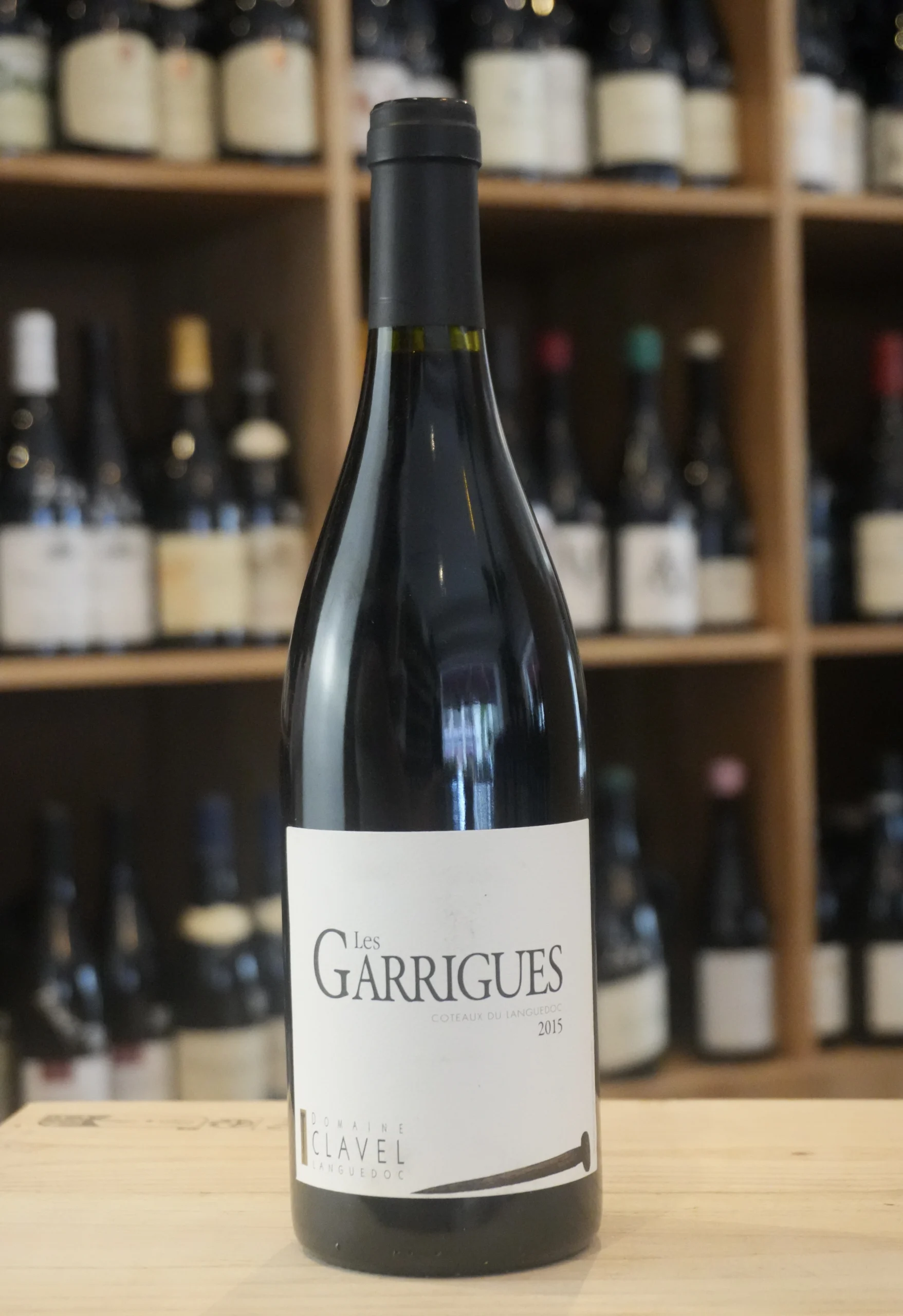 COTTEAUX DU LANGUEDOC LES GARRIGUES 2015 DOMAINE CLAVEL NOUVELLE CAVE LYON CAVISTE