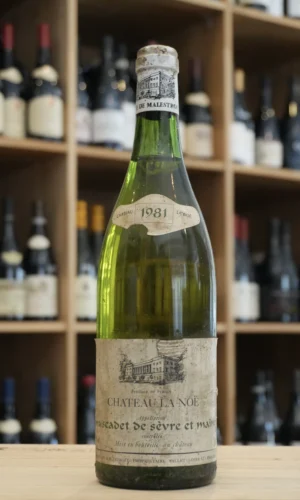 MUSCADET SEVRE ET MAINE 1981 CHATEAU DE LA NOE