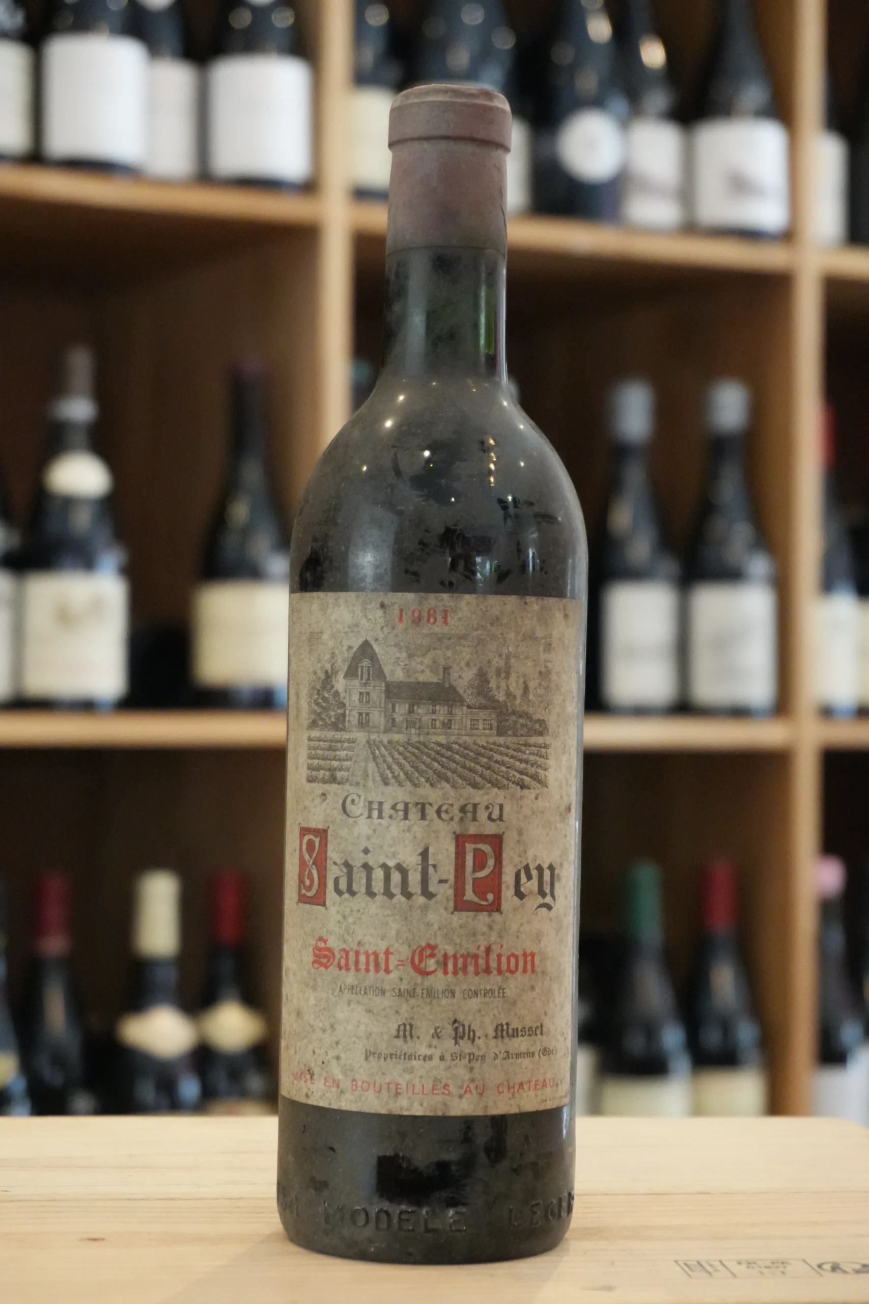 SAINT EMILION 1981 CHATEAU SAINT PEY